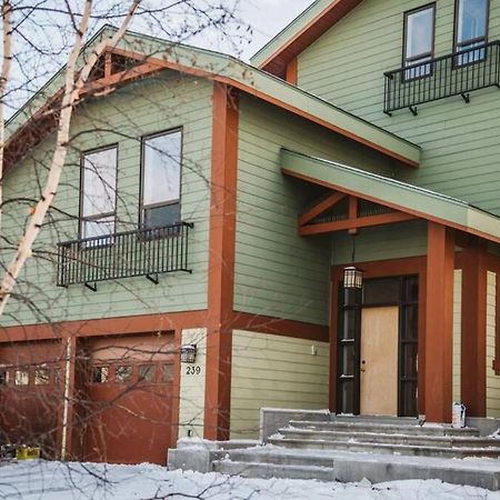 The Niven Lake Retreat Apartment Yellowknife Exterior photo